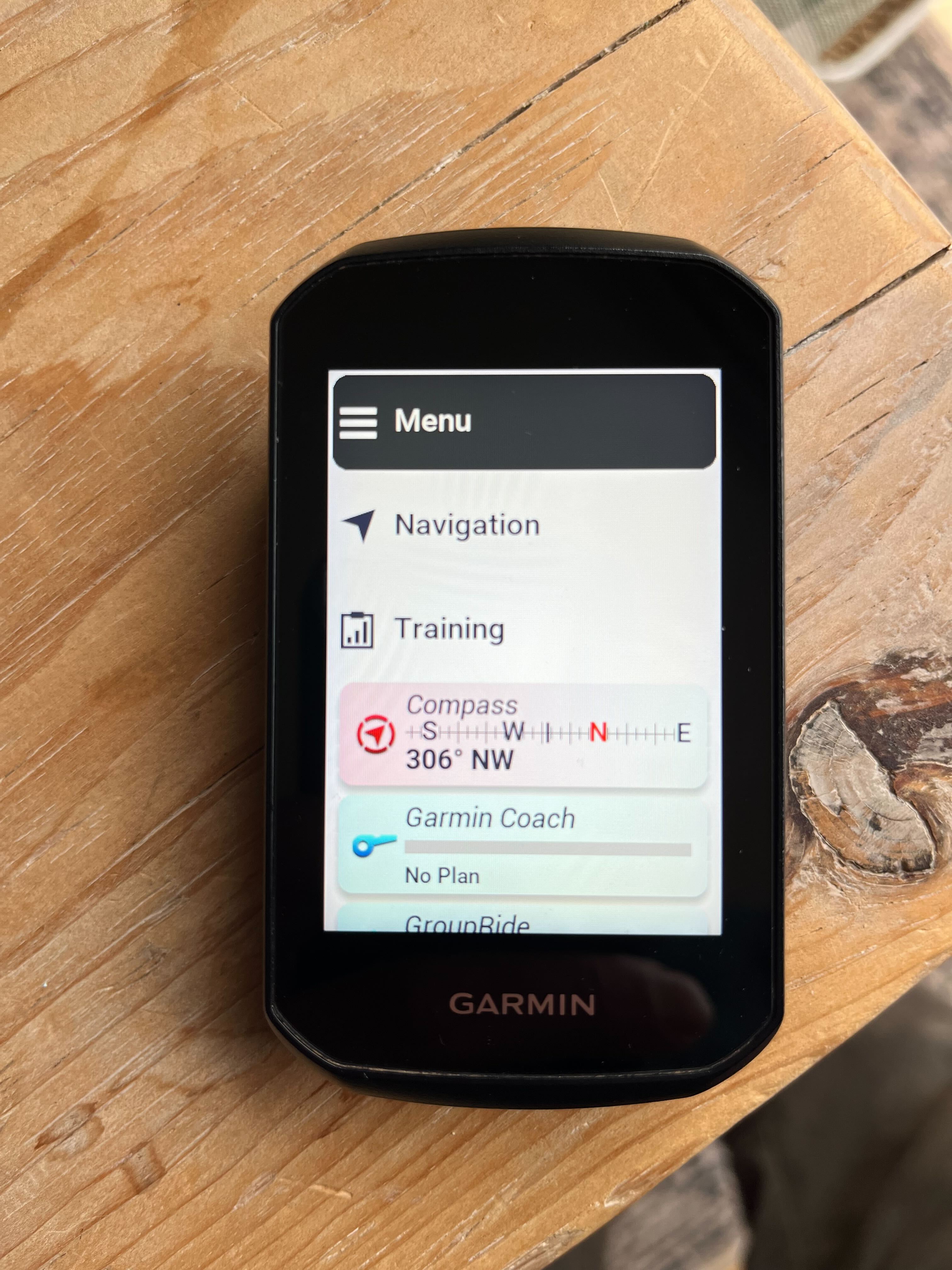 A Garmin Edge 550 home screen