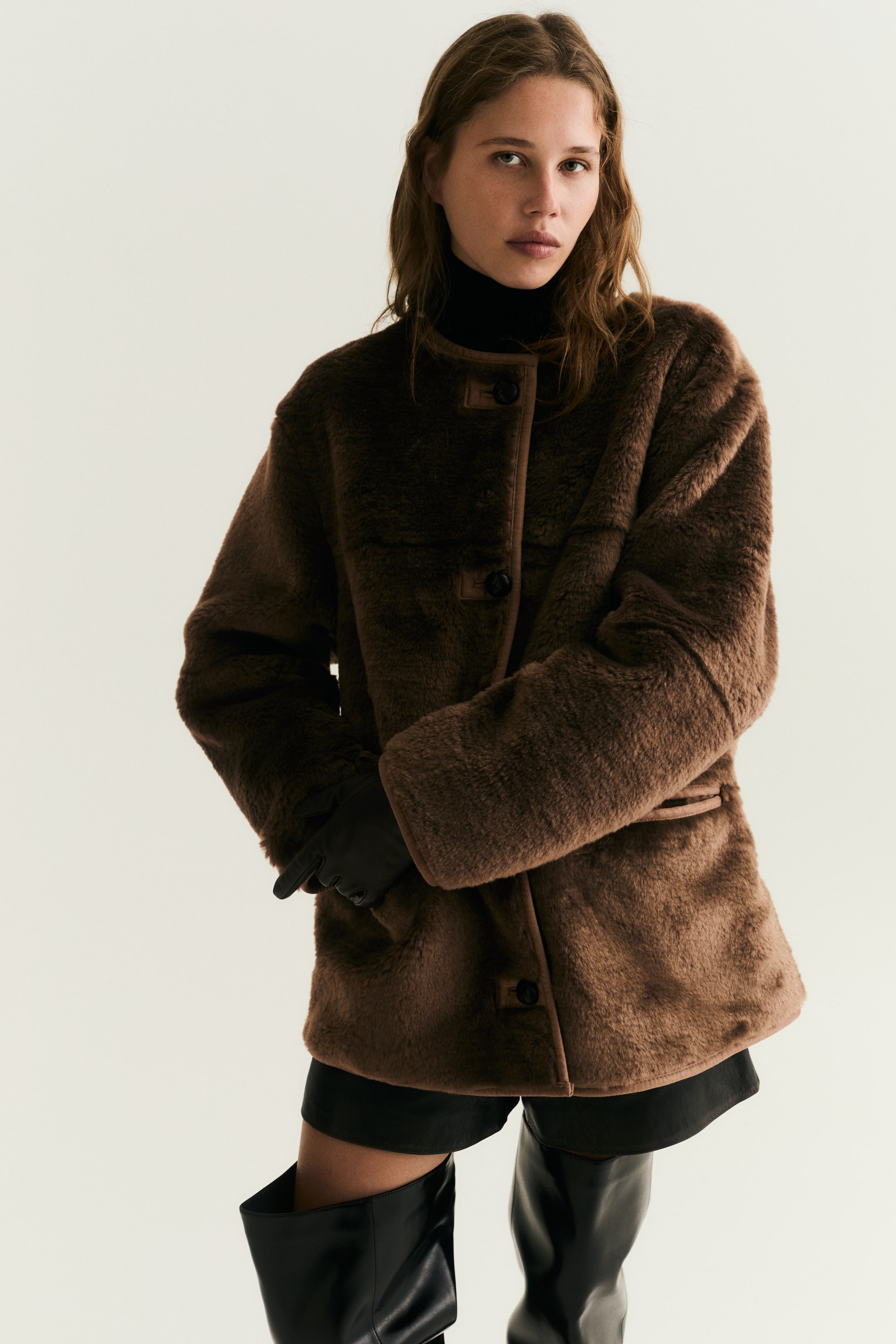 Fluffy Jacket - Dark Brown