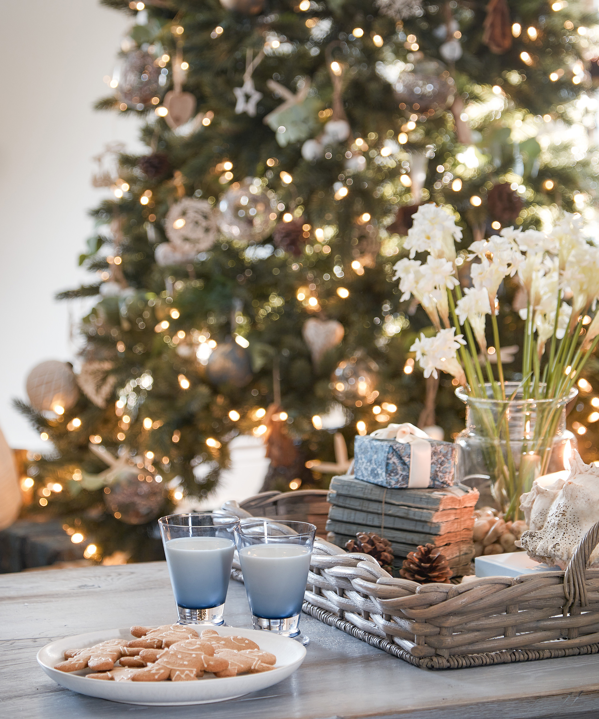 Katharine Pooley Christmas decorating ideas