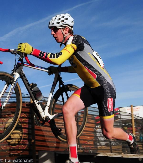 Max Toeldte (Byrds) in fifth place at the barriers