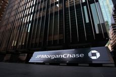The JPMorgan Chase logo outside a building