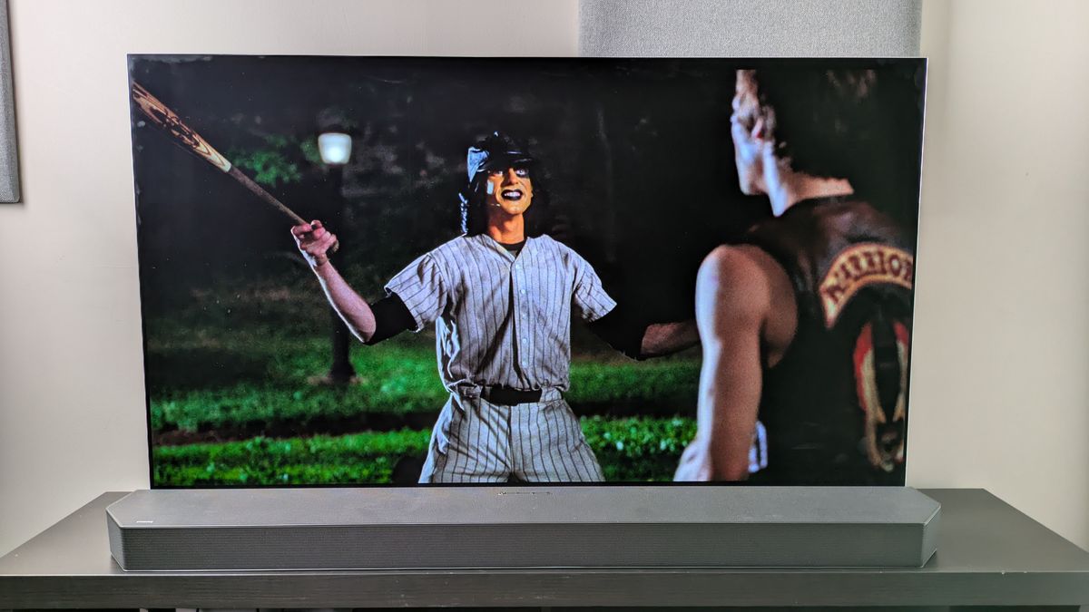 The Warriors 4K Blu-ray Arrow Video version on LG G5 showing Baseball Fury smiling in park
