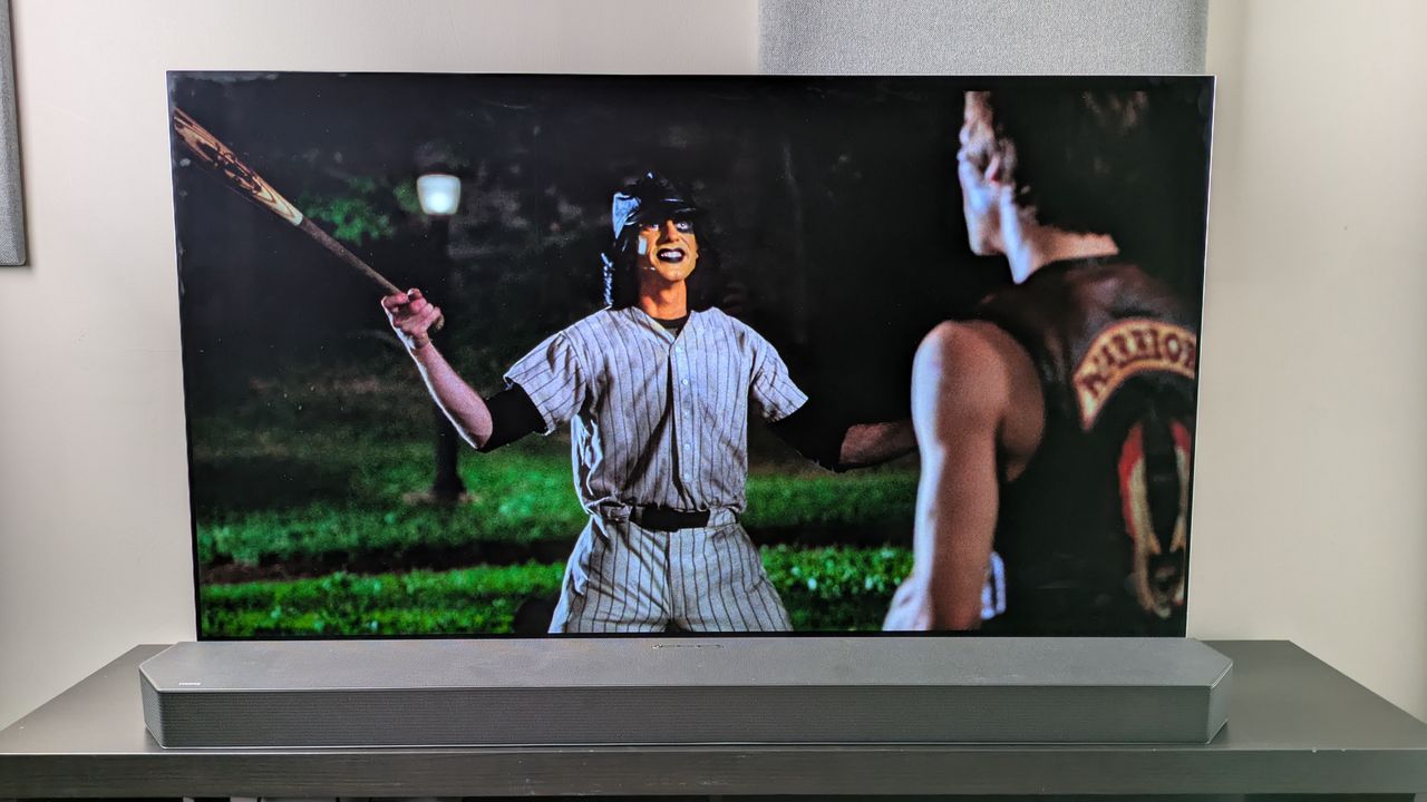 The Warriors 4K Blu-ray Arrow Video version on LG G5 showing Baseball Fury smiling in park