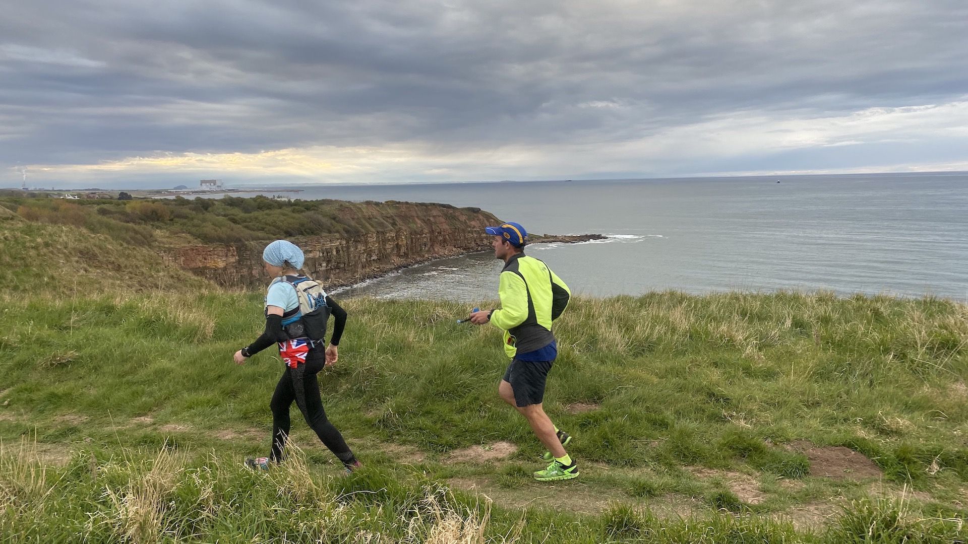 Ultra runner sets new record on 214-mile Scottish trail | Advnture