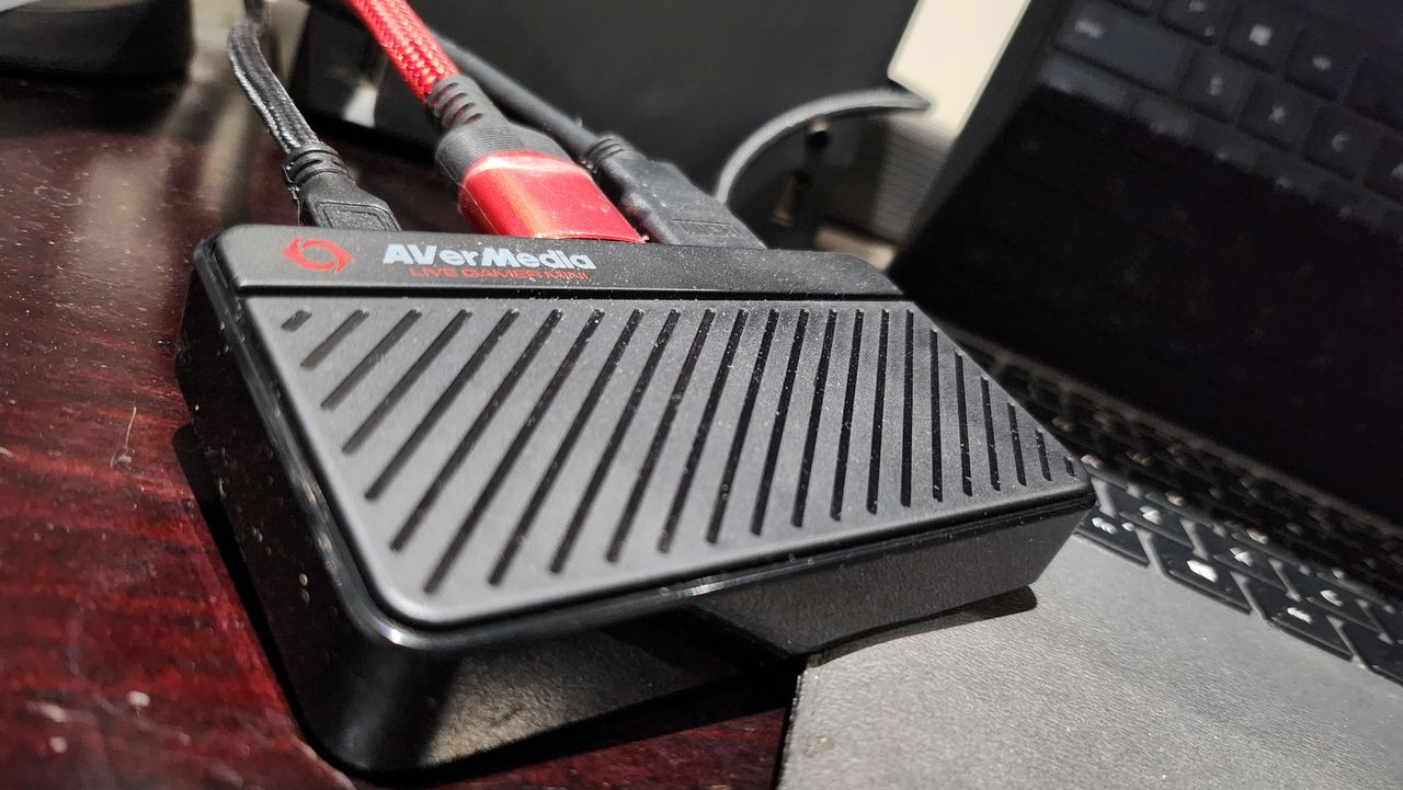 Avermedia Live Gamer Mini capture card in use.