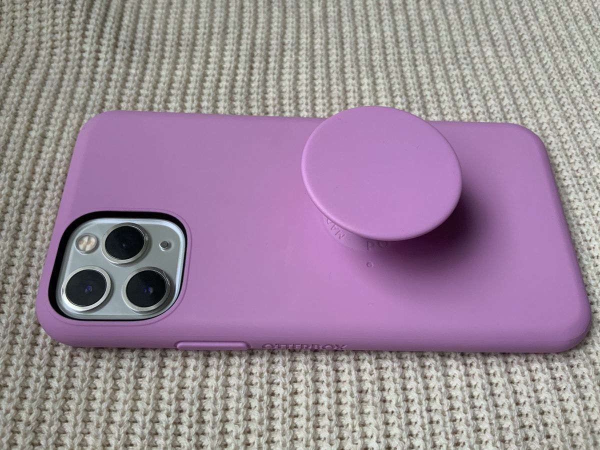 Otter + Pop Figura Series iPhone Case