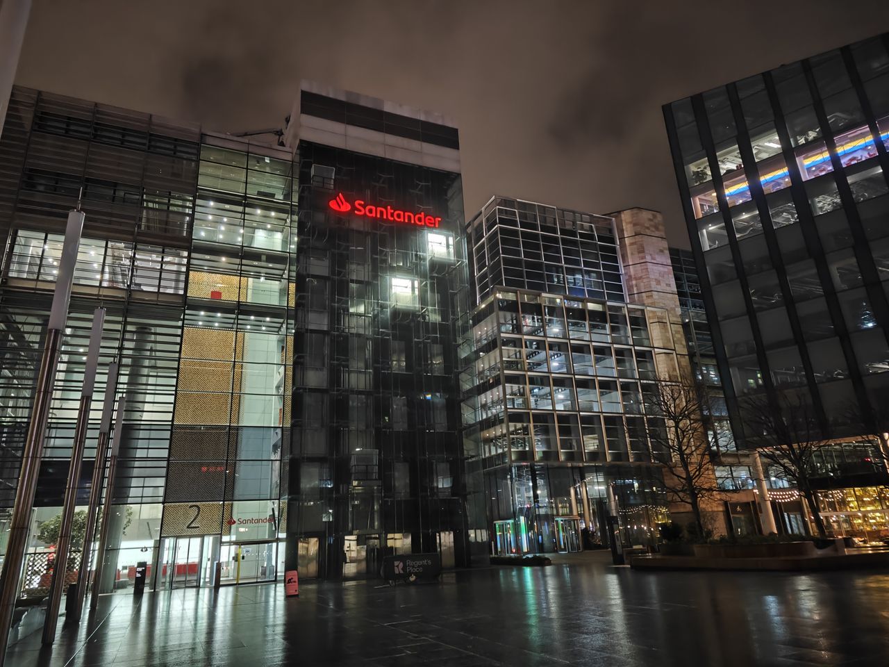 Night shots of London taken using the Xiaomi 13