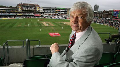 150410-benaud.jpg