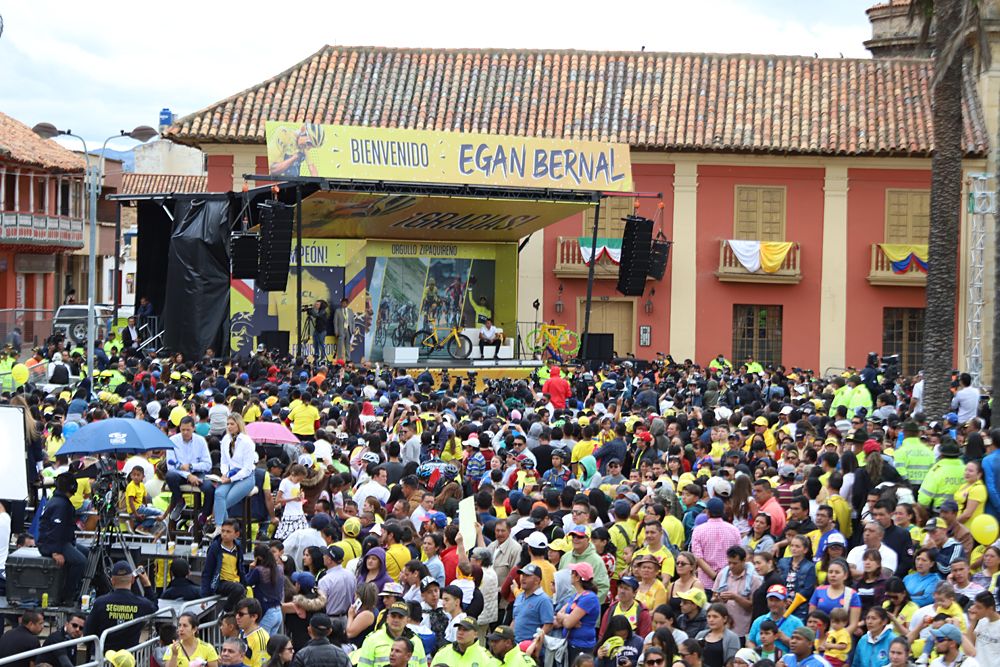 Egan Bernal is welcomed home in Zipaquir&aacute; in Wednesday