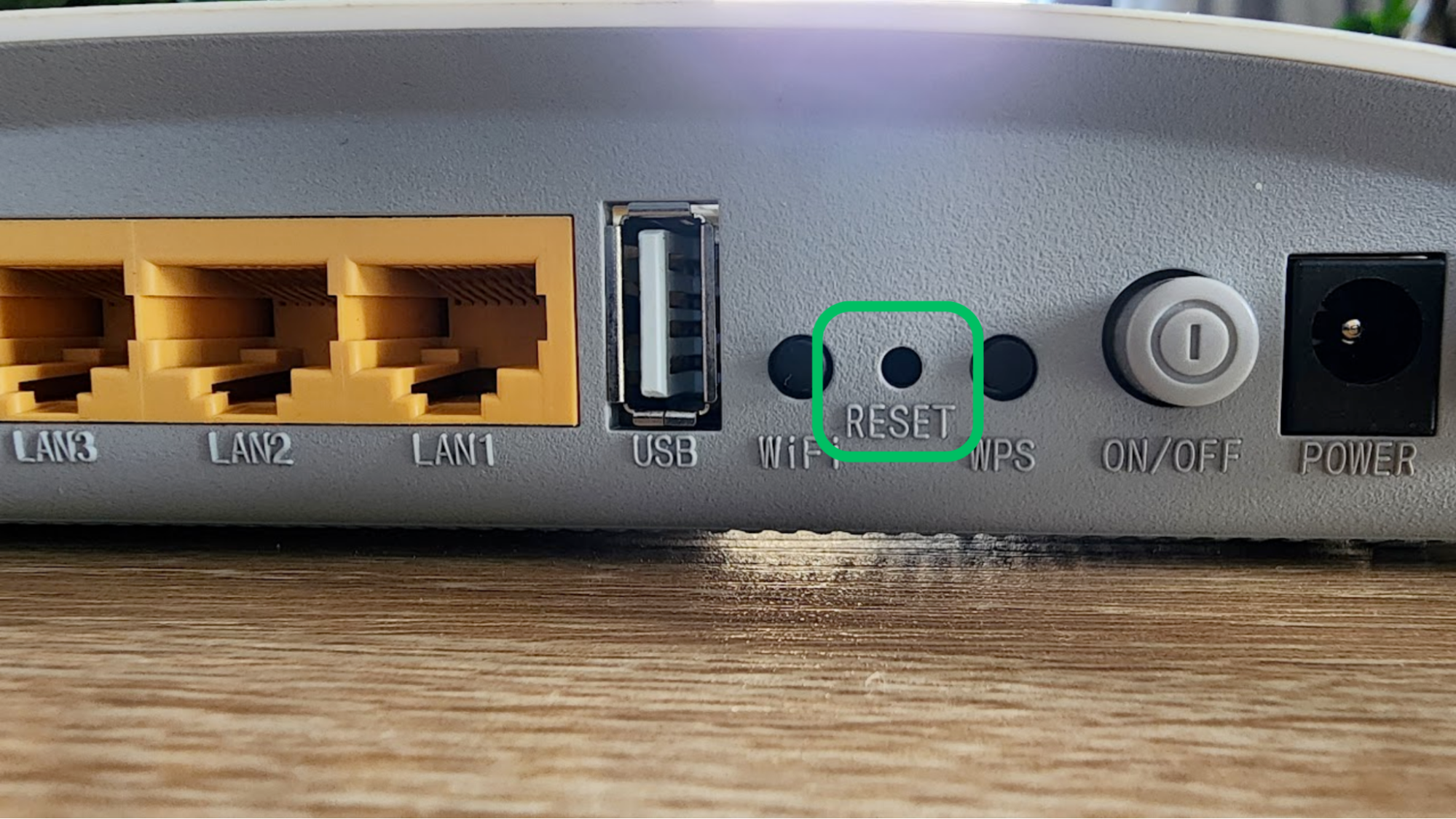 So verwandeln Sie einen alten Router in einen WLAN-Extender oder -Switch