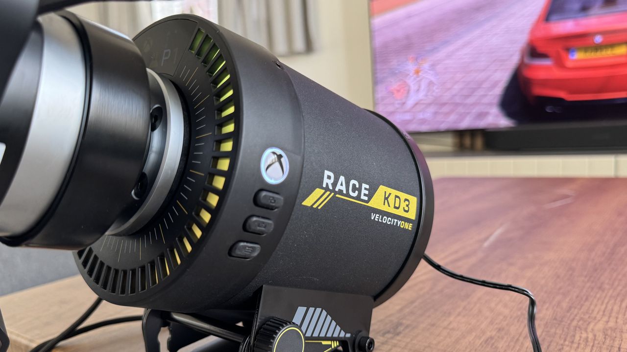 The cylindrical wheel base of the Turtle Beach VelocityOne Race KD3