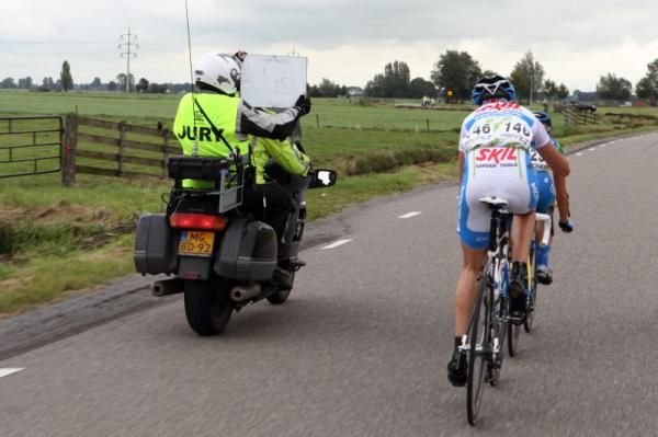 The break is given a time check - 1 minute, 25 seconds