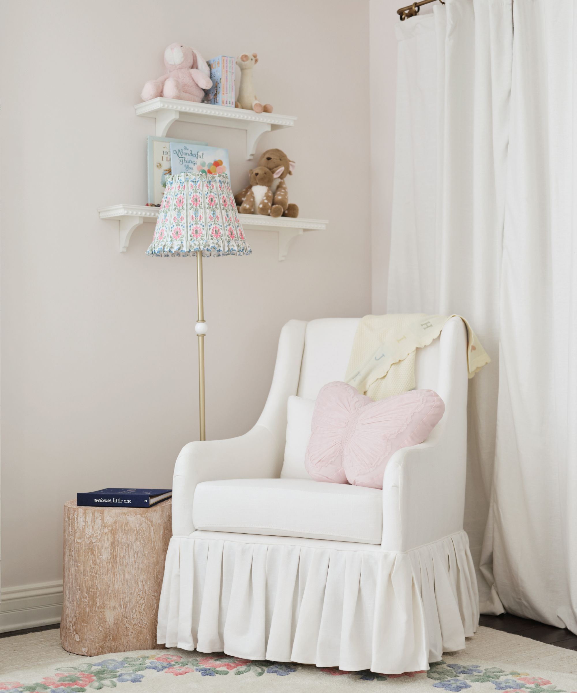 pottery barn pics of taylor and tay lautner's nursery