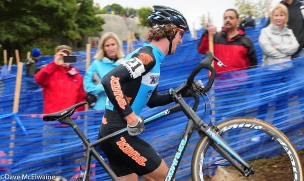 Barry Wicks (Kona) racing in the top ten