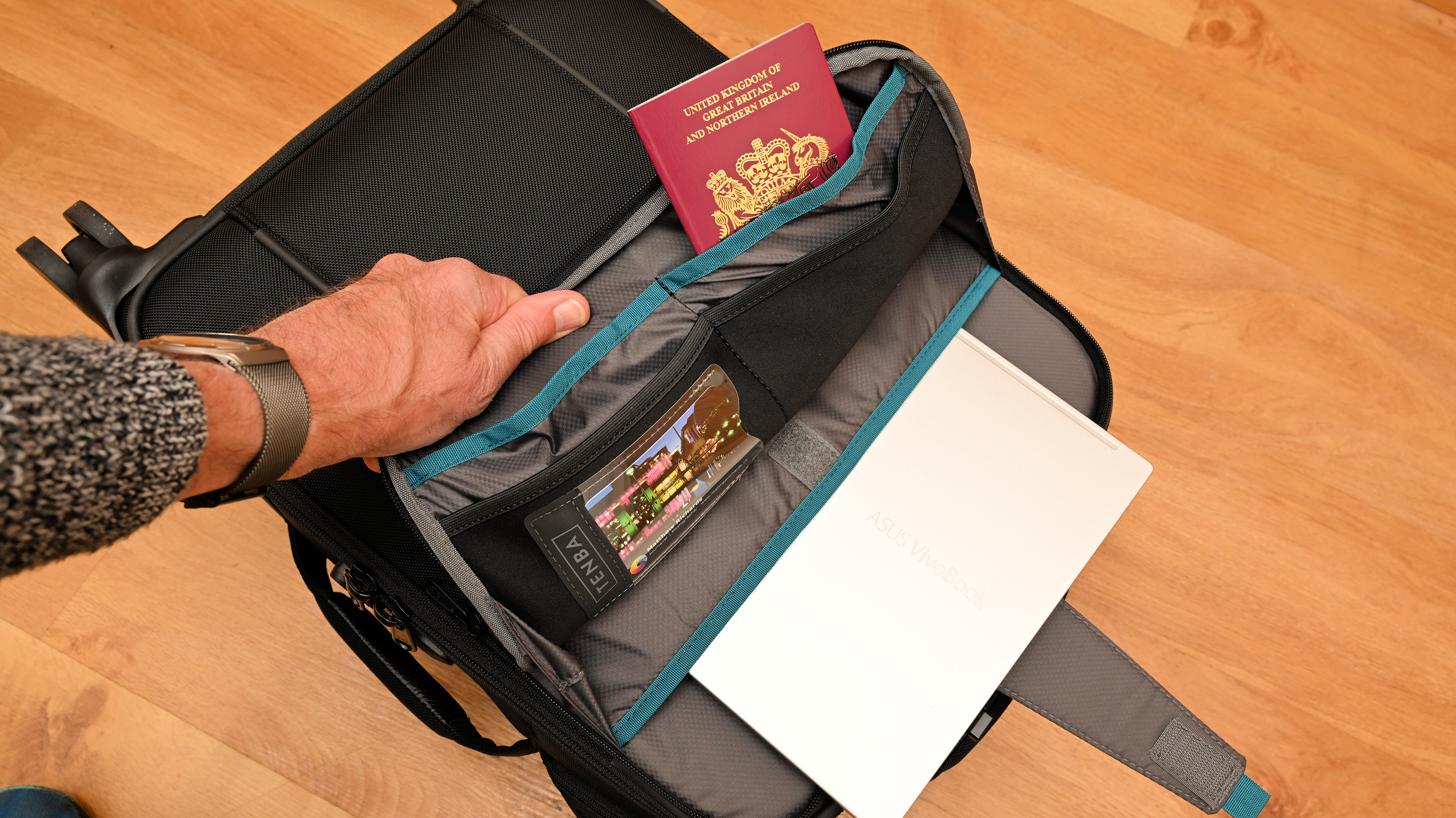 Tenba Roadie v2 Spinner 21 International product image