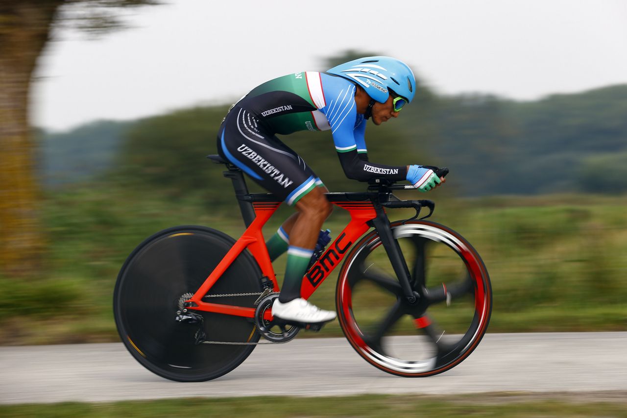 2021 UCI Road World Championships Flanders Men Elite Time Trial - Knokke - Heist Bruges 43,3 km - 19/09/2021 - Akramjon Sunnatov (UZB) - photo Luca Bettini/BettiniPhoto&Acirc;&copy;2021