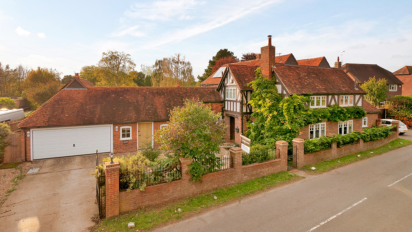 Equestrian property for sale in Kent: Orchard House