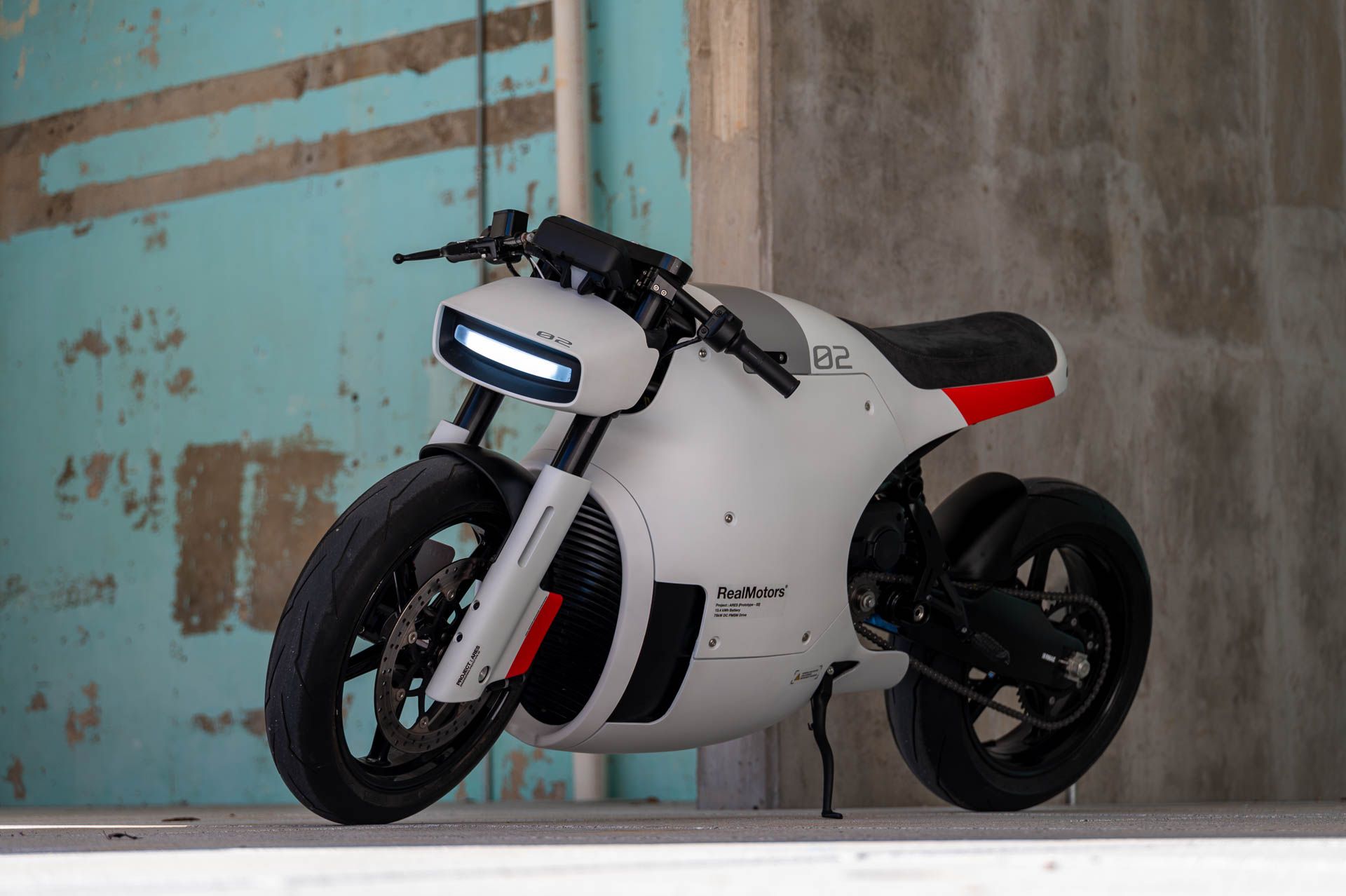 The Project : ARES motorbike combines sci-fi style, analogue feel and all-electric performance