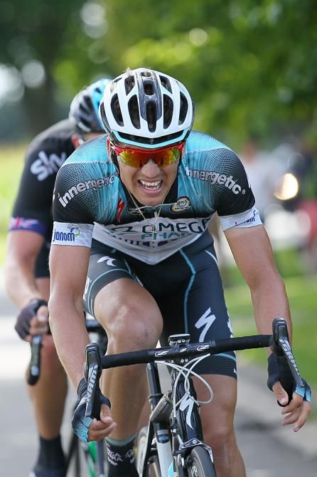 Zdenek Stybar (Omega Pharma-QuickStep) bridged to Ian Stannard (Sky)