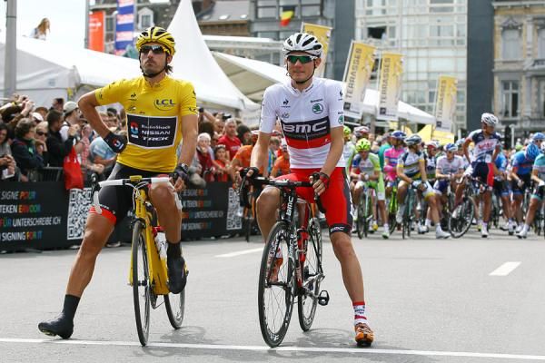 Fabian Cancellara (RadioShack-Nissan) and Tejay van Garderen (BMC) at the start line in Li&egrave;ge