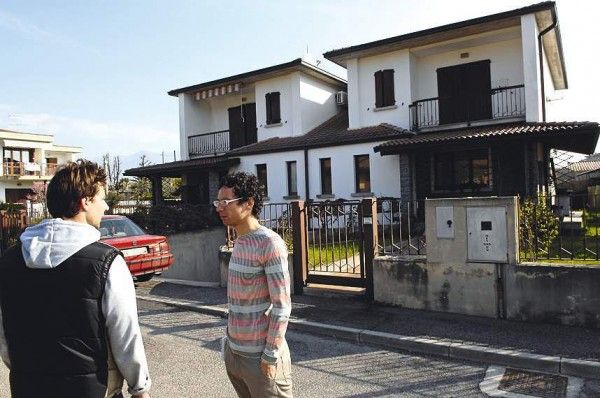 Our search team in front of the semi-detached villas