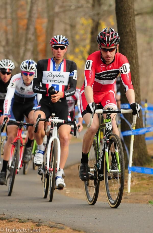 Shawn Milne (Cyclcorossworld.com) is no stranger to racing on pavement as Jeremy Powers (Rapha Focus) sits up