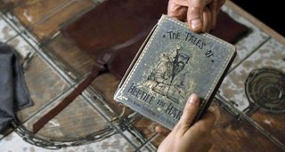 The Tales of Beedle the Bard harry potter