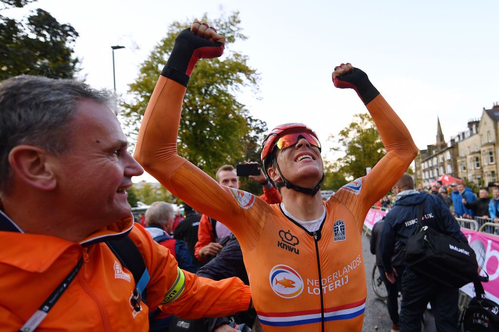 Nils Eekhoff celebrates his win