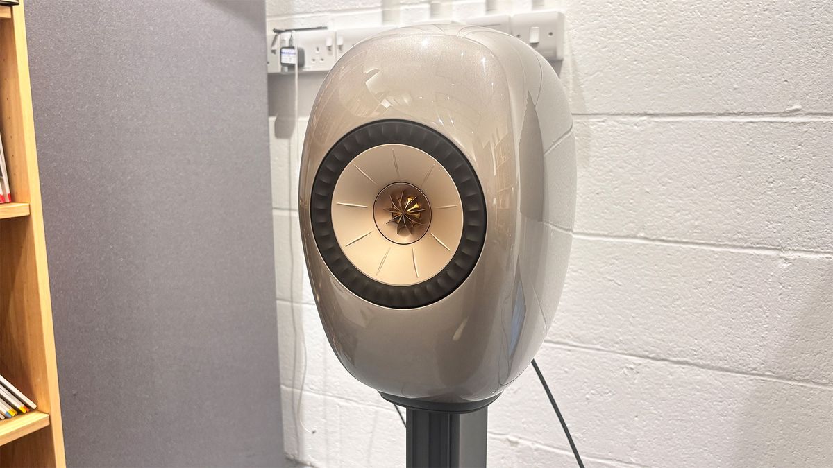 KEF LS Luxe active speakers