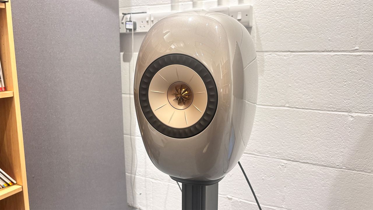KEF LS Luxe active speakers