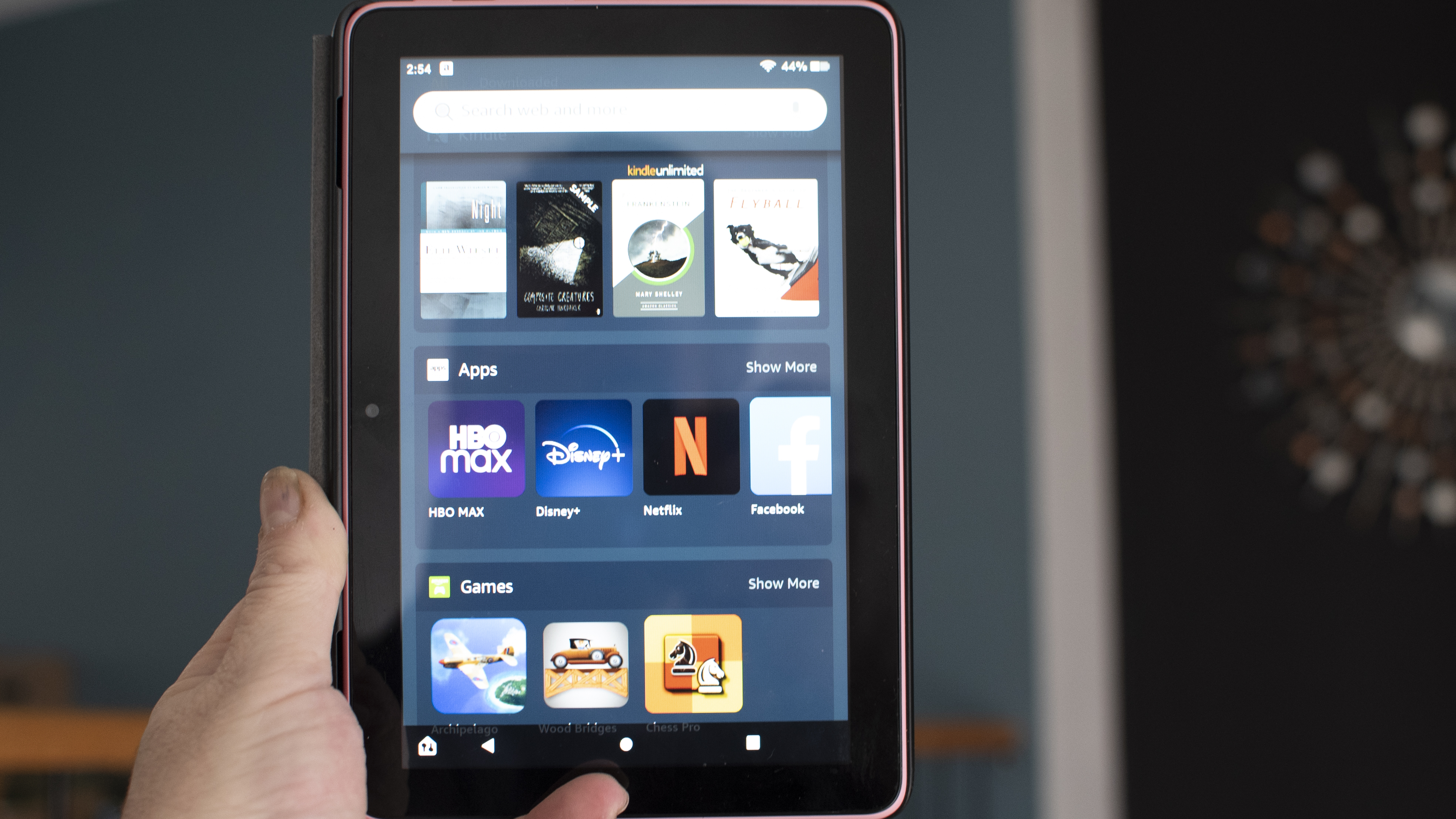 Amazon Fire HD 8 tablet review photos