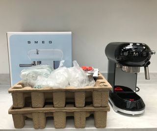Smeg espresso machine unboxing