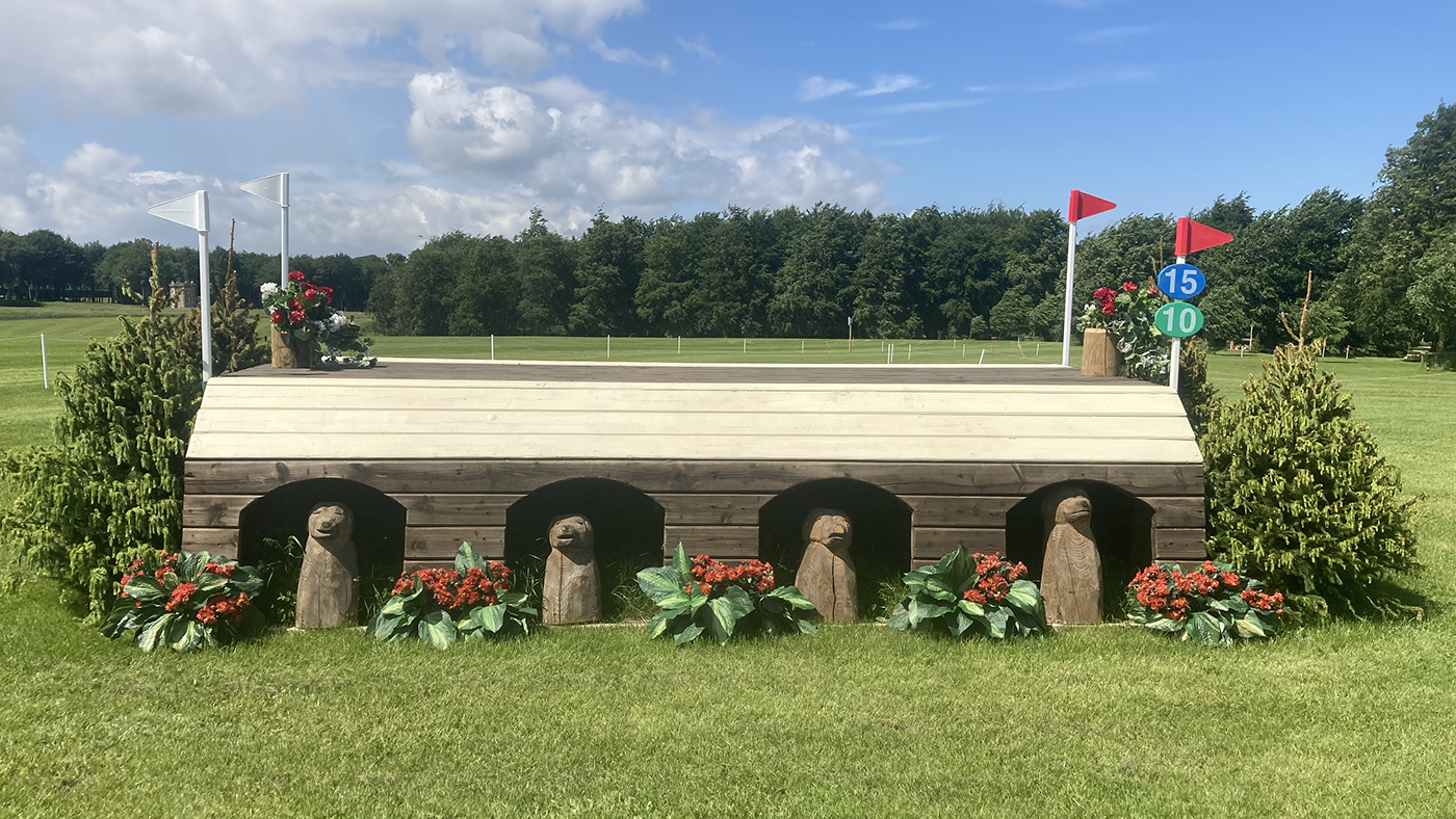 Fence15