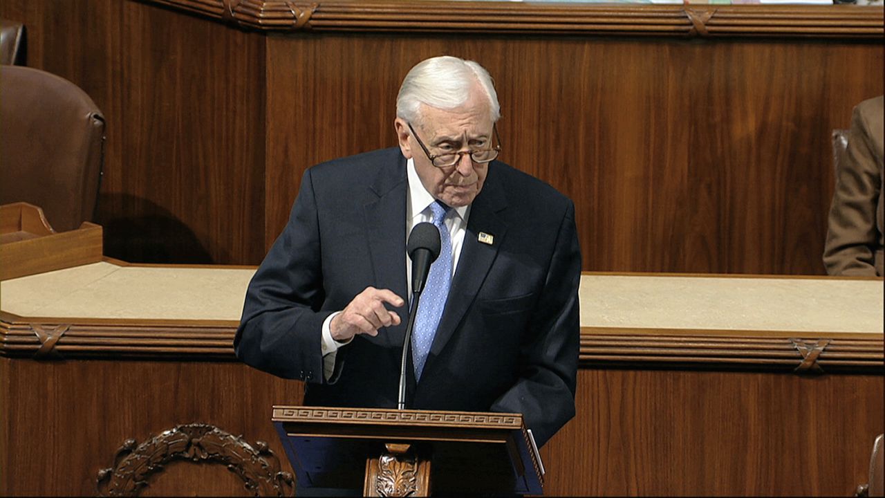 Steny Hoyer.