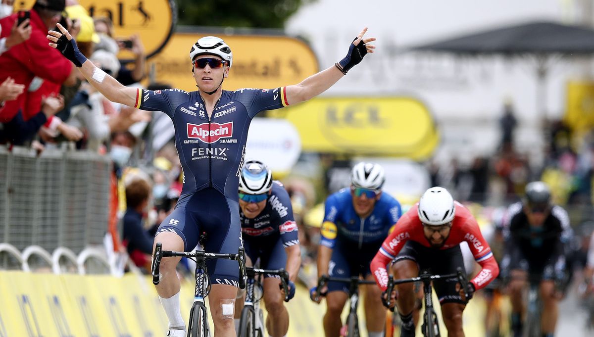 Tim Merlier dominates crash-blighted stage three of Tour de France 2021 ...