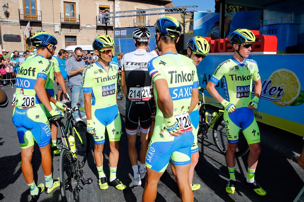 Tinkoff-Saxo before the stage 21 start.