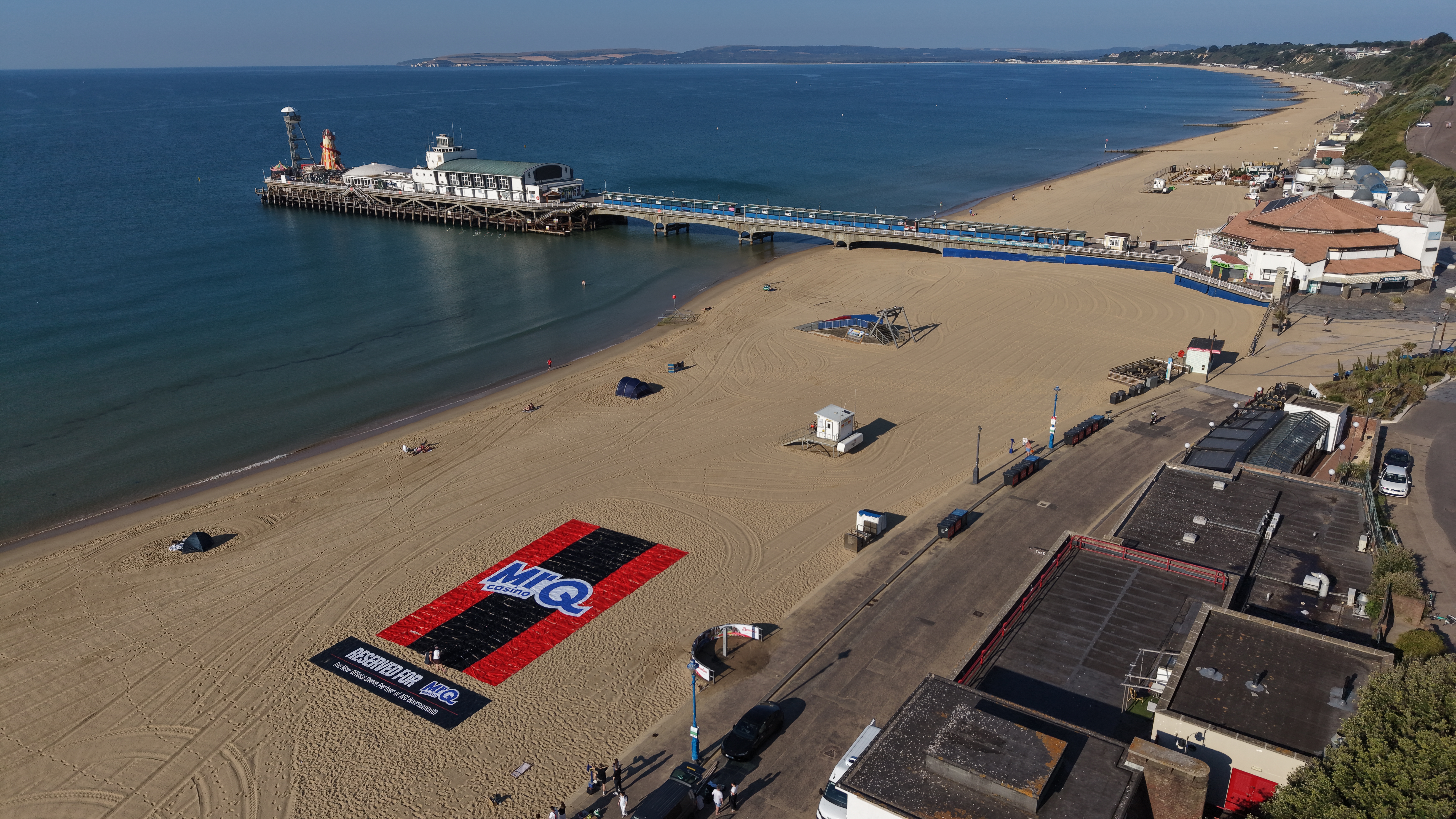A towel mosaic on Bournemouth beach