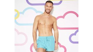 a profile picture of Ron from Love Island