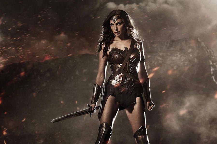 Here&amp;#039;s your first look at Gal Gadot as Wonder Woman