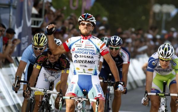 Roberto Ferrari (Androni Giocattoli) got it
