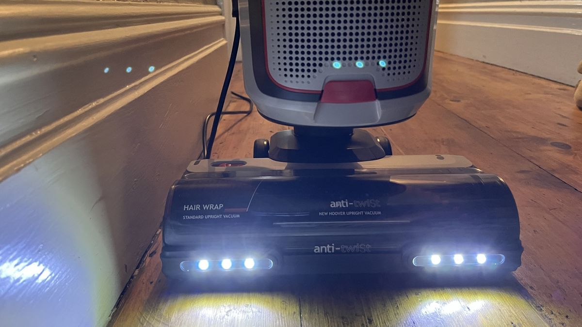 Hoover HL5 Push&Lift Upright Vacuum Cleaner review TechRadar