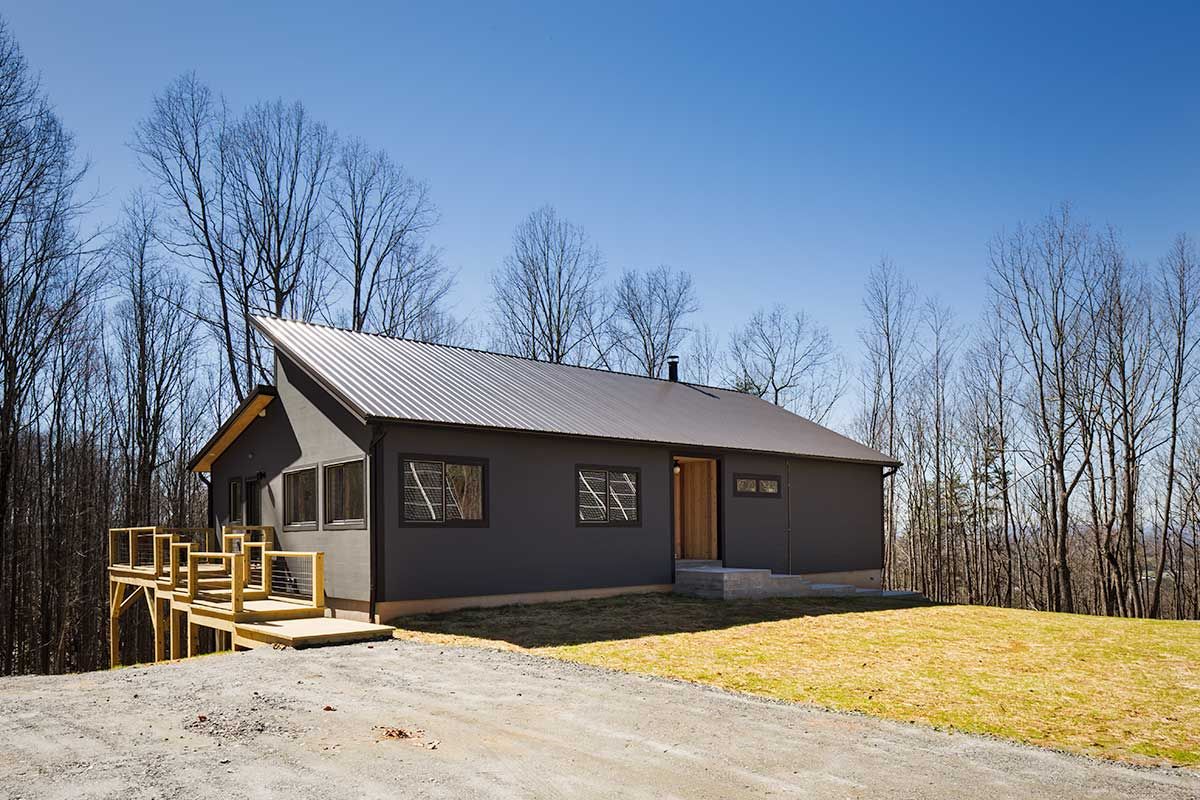 exterior of a prefab modular home by Deltec Homes