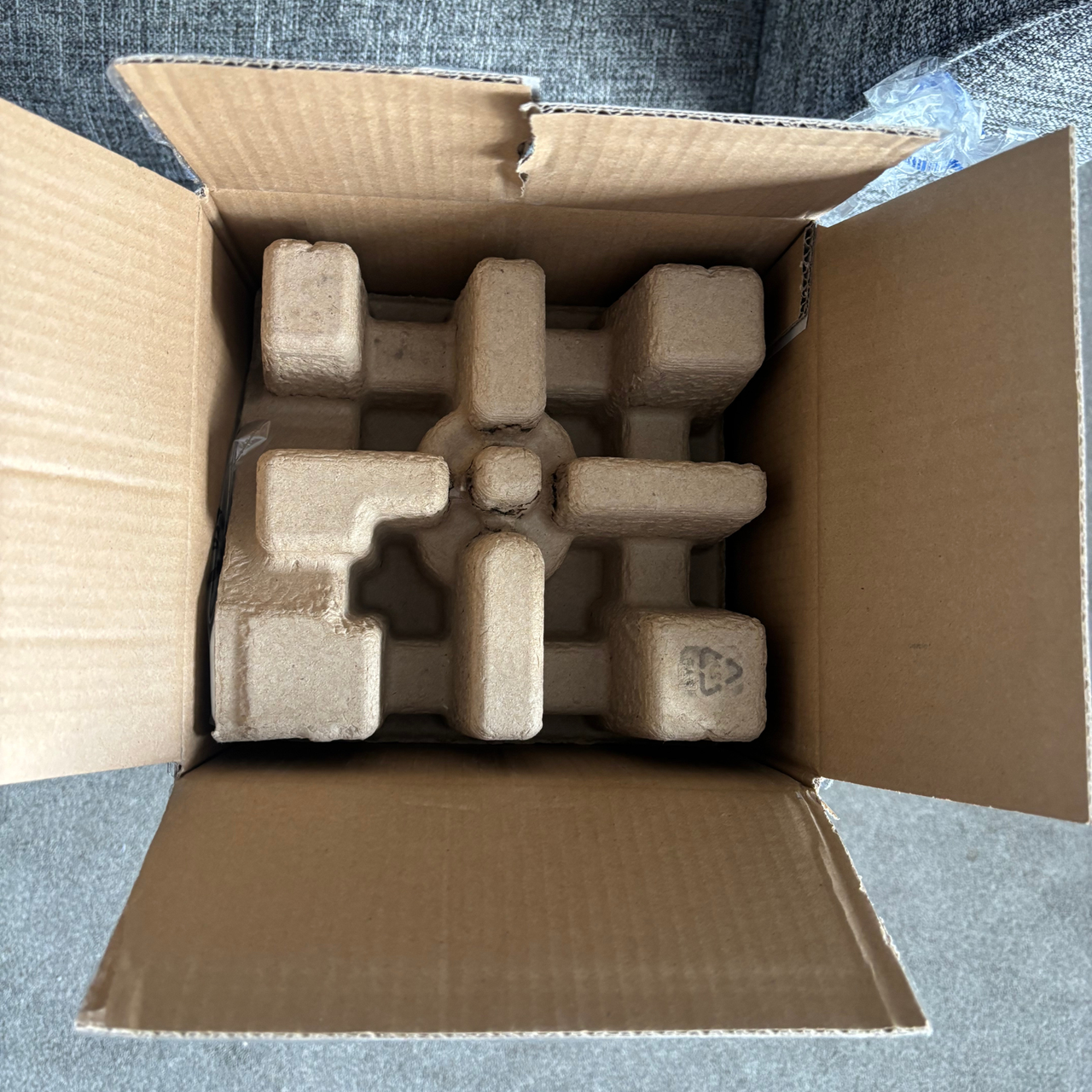 Russell Hobbs Multifunctional 12-in-1 Steam Mop unboxing