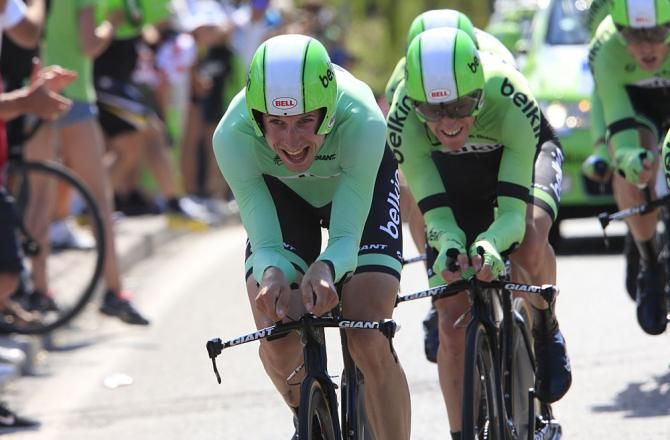 Team Belkin in formation