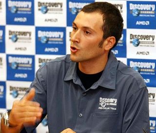 Ivan Basso comes out for 2007 in the Blue of the Discovery Channel team