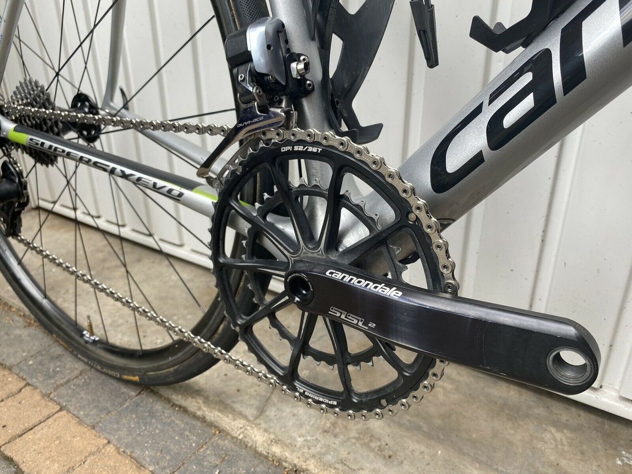 We&rsquo;re thinking that you could save a bit of weight for hillclimbing by swapping out Cannondale's nevertheless beautiful Hollowgram SiSL2 chainset for a single ring, which would mean being able to drop the front derailleur, too...