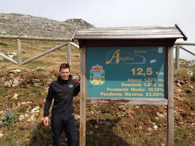 Team NetApp-Endura faces l'Angliru for the first time
