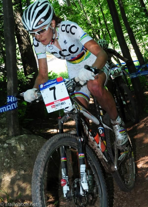 World Champion Maja Wloszcowska (CCC Polkowice) riding in fifth positon