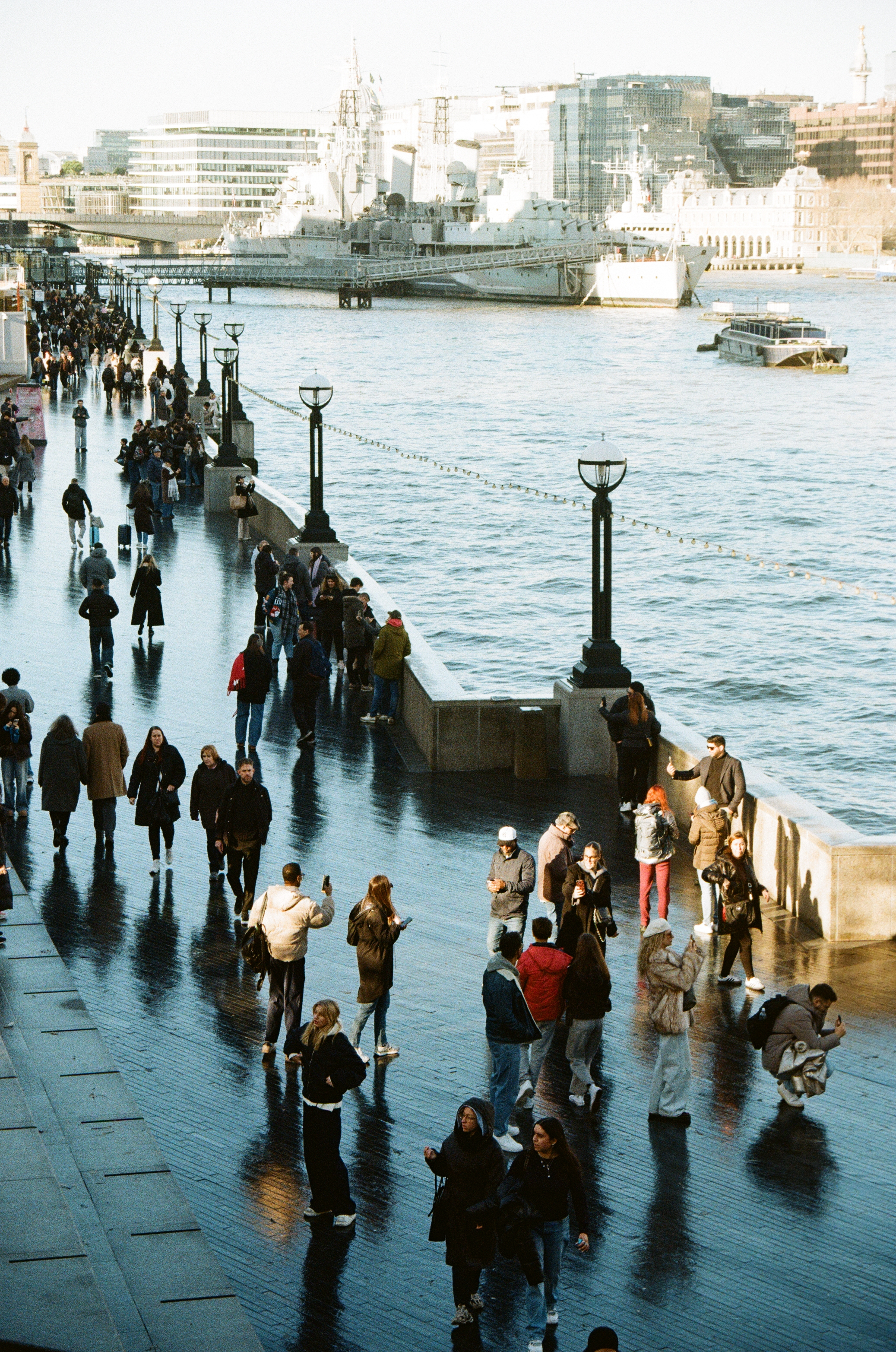 Sample image of Kodak Kodacolor 100 showing busy riverside walk alongside London's River Thames
