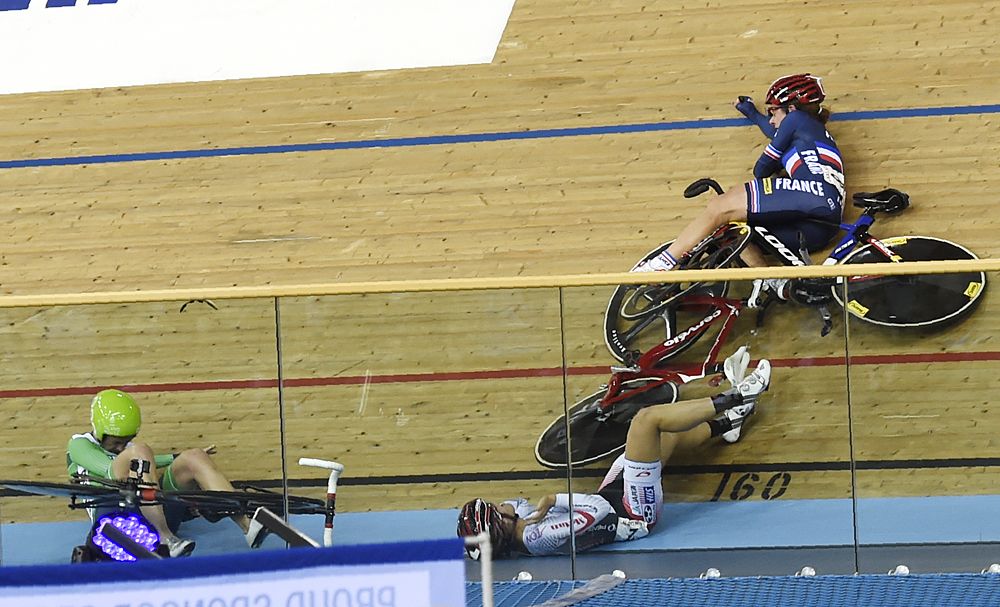 A crash marred the women's point race